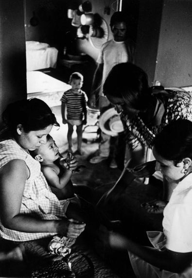 (3347) Calexico Clinic field workers (3347) Calexico Clinic field workers
